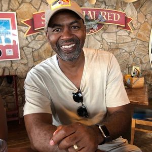 Meet your Posher, Ronald